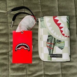 Sprayground — 3am Money At Random Wallet